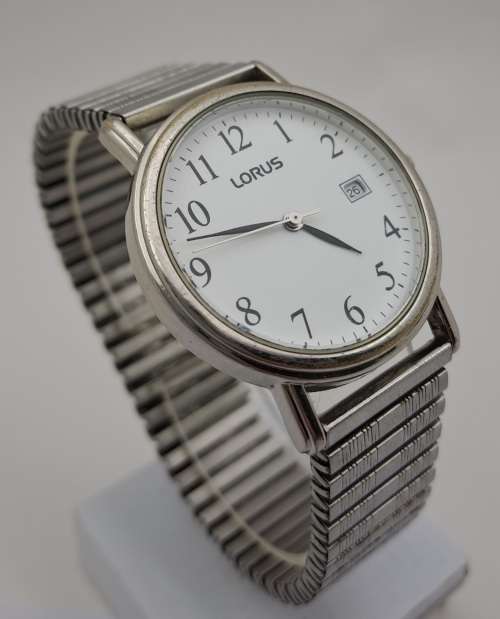Vintage Lorus quartz Japan Movement VX32-x333-working