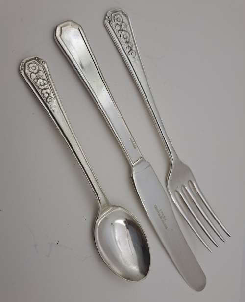 3pc Vintage Silver plated EPNS. A Childrens First Cutlery set -Sheffield England Rd872589