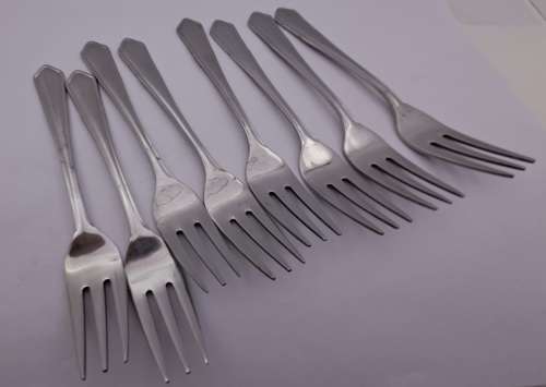 8 x Eetrite `Dubang` Stainless Steel  small  Cake forks 141mm