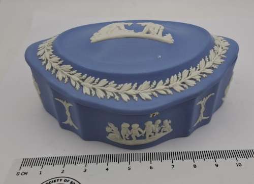 Vintage Wedgwood Jasperware Trinket box