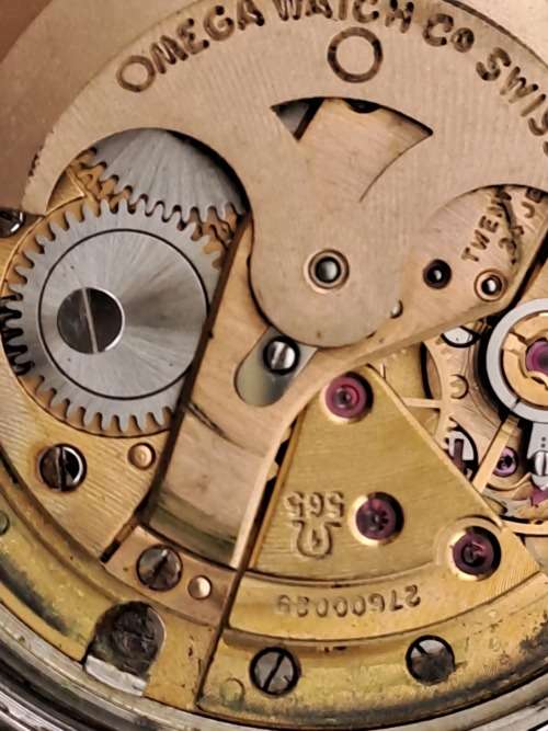 Vintage Mens Omega Geneve automatic watch 565 movement -NOT WORKING- No Lens,Grown not turning
