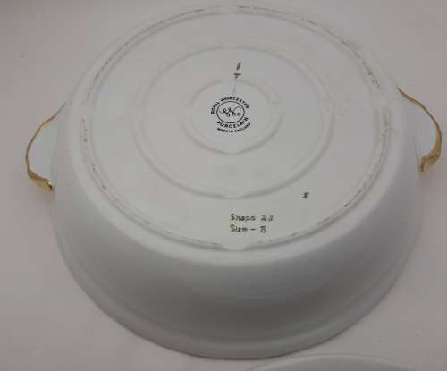 Vintage Royal Worcester Evesham Gold Handle Casserole Baking Dish with lid shape 22 size 3(used)
