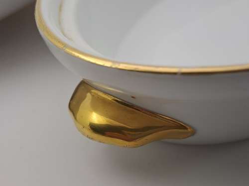 Vintage Royal Worcester Porcelain Gold Handle Casserole Baking Dish with lid shape 21 size 2 (used)