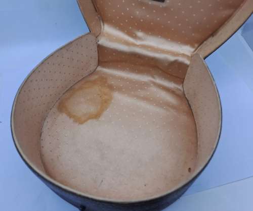 Antique Genuine Leather Colar Box 70x180mm (stain on Inside)
