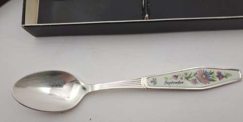 Royal Albert `September`  Silver Plated Teaspoon with Porcelain -in Box  125mm