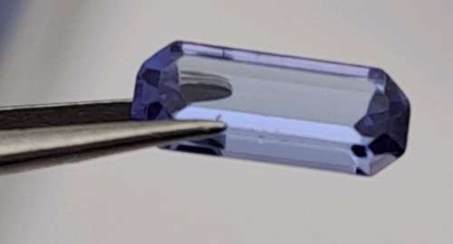 E.G.L Certified 0,654ct Natural Tanzanite -Emerald-Blue-Violet,Light,-full report -in Capsule