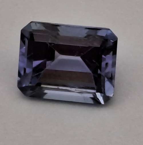 E.G.L Certified 2,250 ct Natural Tanzanite -Emerald-Blue-Violet/ Green,-full report -in Capsule