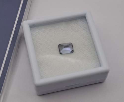 E.G.L Certified 2,250 ct Natural Tanzanite -Emerald-Blue-Violet/ Green,-full report -in Capsule