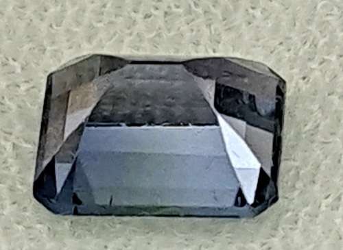 E.G.L Certified 2,250 ct Natural Tanzanite -Emerald-Blue-Violet/ Green,-full report -in Capsule