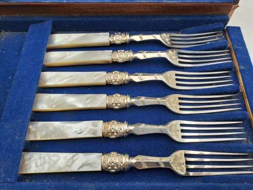 Beautiful Antique /Vintage 12pc Knife and Fork set with Mother Of Pearl Handles in wooden Box ,,