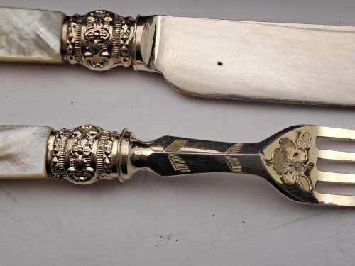 Beautiful Antique /Vintage 12pc Knife and Fork set with Mother Of Pearl Handles in wooden Box ,,