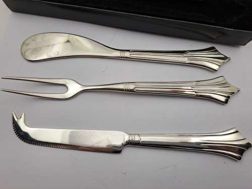 3pc Stuttafords set Cheese & Butter knifes and fork (some water marks on them) in Box Fan Pattern