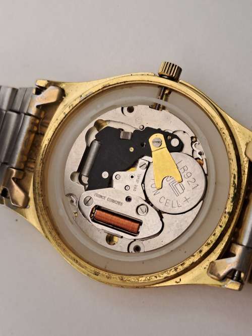 1994 Buren 1509 5ATM Swiss Made Quarts Mens watch- working -Engraved WSAVA Congress 1994