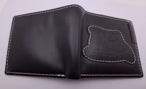 Unused Vintage Caterpillar Mens Leather Wallet 110mmx95mm(when closed)