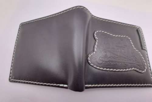 Unused Vintage Caterpillar Mens Leather Wallet 110mmx95mm(when closed)
