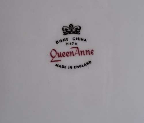 Vintage Queen Anne Bone China H476 Cake Plate made in England 265mmx243mm