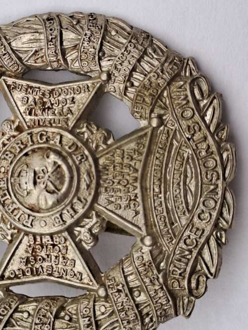 WW2 The Rifle Brigade (Prince Consort`s Own) Regiment Cap Badge 42x50mm  11,30gram-white Metal
