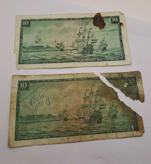 2 1975-1976 South Africa 10 Notes (T.W. de Jongh) Poor condition