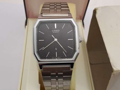 Vintage Newold stock Casio 317 MQ-306 Quartz watch still in box -need Battery