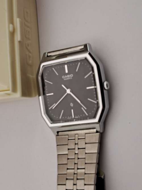 Vintage Newold stock Casio 317 MQ-306 Quartz watch still in box -need Battery