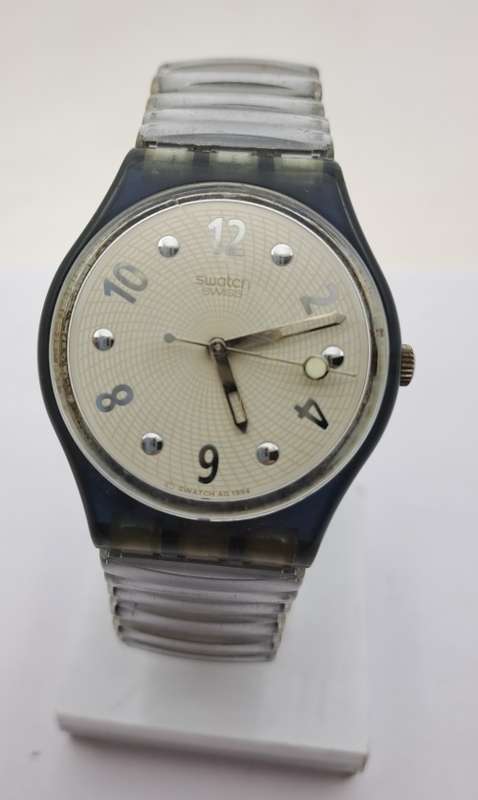 Pre-owned Swatch Quartz watch (Working) face 34x40x8mm -Swatch strap