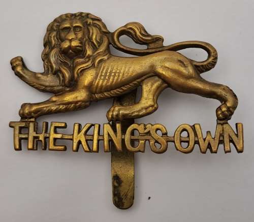 WW2 Kings Own Royal Lancaster Kings Own Royal Lancaster Regiment King`s Cap Badge