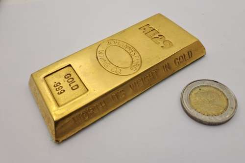 Collectable  .999 Gold Bar (Gold Plated) presented by JHB Mining Co. No ME29 -see description