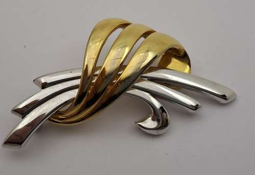 Vintage Brooch by Monet 62x33mm