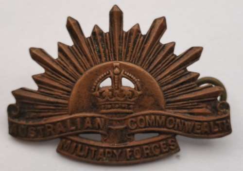 Vintage Australian Commonwealth Military Forces Badge 40x28mm