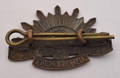 Vintage Australian Commonwealth Military Forces Badge 40x28mm