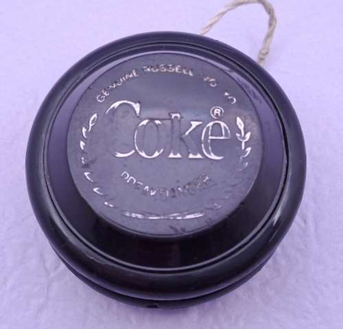 Collectable  Genuine Russel Yo Yo COKE `Breakdancer`