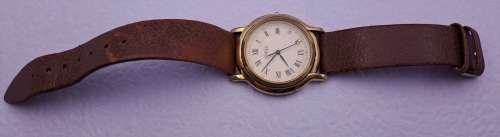Pre-Owned Guess watch (working but HAS NO GROWN)