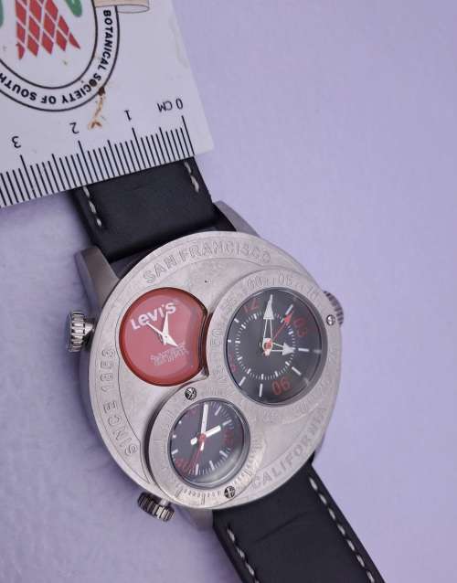Large Face- Levi`s California watch -Japan movements working with 3 new batteries -Unused