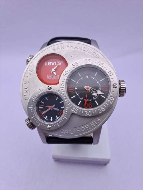 Large Face- Levi`s California watch -Japan movements working with 3 new batteries -Unused