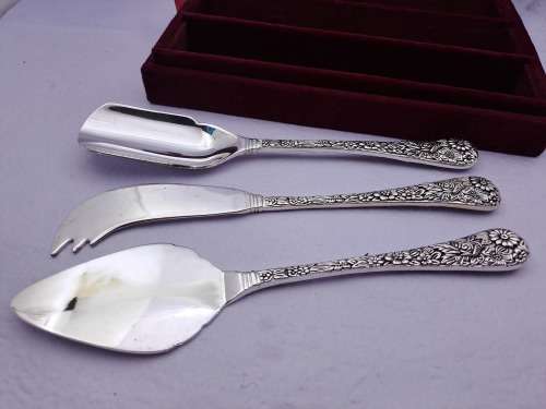 Set of 3 UNUSED Vintage Silver Art serving Utensils Silver Treasures By Goldinger -Boxed