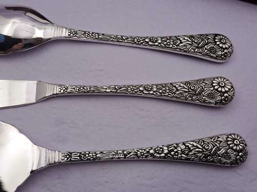 Set of 3 UNUSED Vintage Silver Art serving Utensils Silver Treasures By Goldinger -Boxed