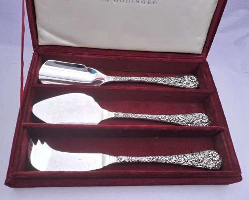 Set of 3 UNUSED Vintage Silver Art serving Utensils Silver Treasures By Goldinger -Boxed