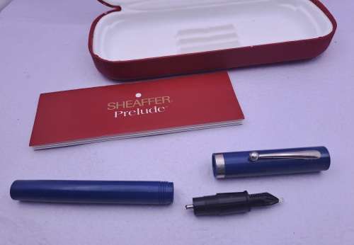 Pre-owned Vintage Sheaffer fountain pen in a Sheaffer Prelude case
