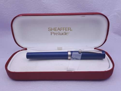 Pre-owned Vintage Sheaffer fountain pen in a Sheaffer Prelude case