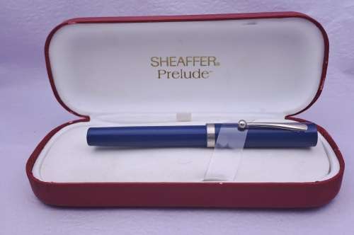 Pre-owned Vintage Sheaffer fountain pen in a Sheaffer Prelude case