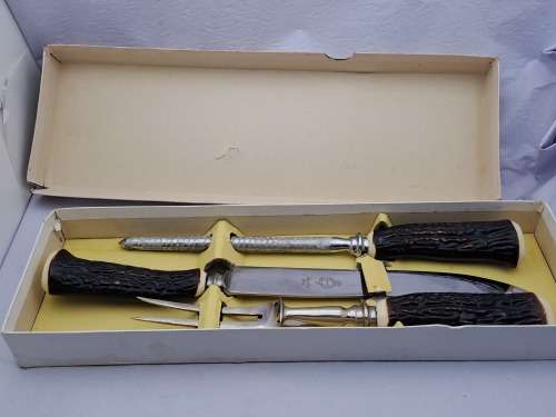 Antique horn handled three piece carving set in original box-Sheffield England