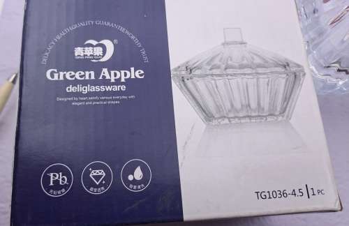 Unused Green Apple deli glassware Trinket box -still in Box 90x12x12cm