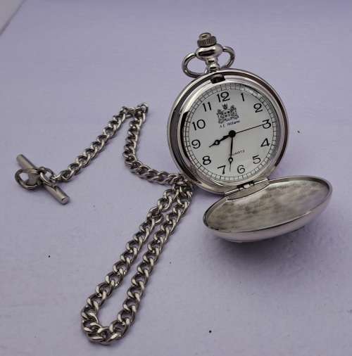 A.E Williams Pewter front Quartz pocket Watch on Chain -Working -New Battery-in box