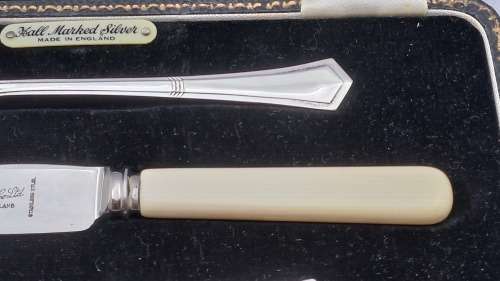 1944 Sterling Silver Hallmarked Christening Cutlery set -Boxed - excellent-Berlingham England.