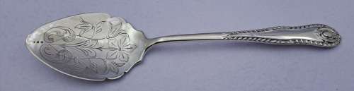 Vintage Silverplated Spoon - England.148mm