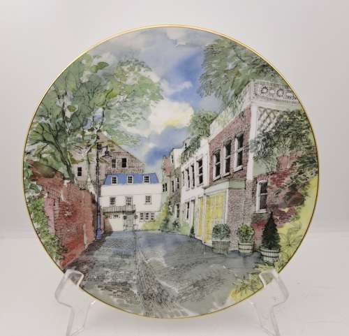 1986 Vintage Royal Doulton SECRET LONDON The Mews Plate 210mm