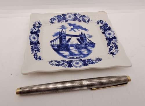 Small Vintage Genuine Hand Engraving London Pride TOWER BRIDGE J.H Weatherby & Sons Tray
