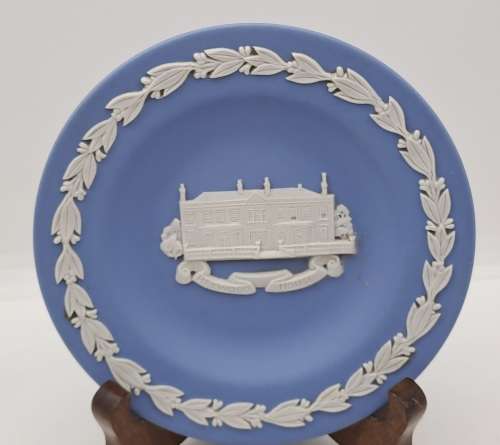 Small Vintage Wedgwood Plate America Community Schools Heywood House -England 112mm