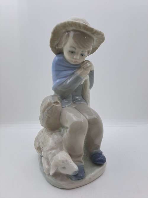 Vintage Little Shepherd figurine made in Spain -could be from the LLadro, NAO or Saphir collection