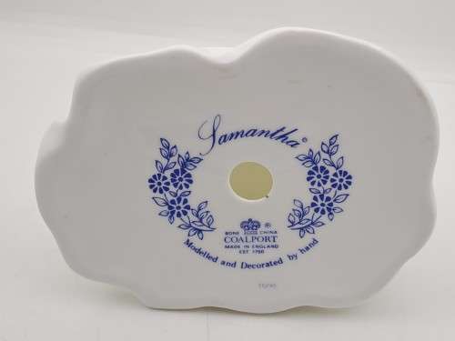 Vintage COALPORT Bone China Figurine -Samantha Ladies of fashion - Handmade 13cmx12cmx9cm